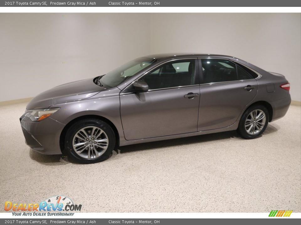 2017 Toyota Camry SE Predawn Gray Mica / Ash Photo #3