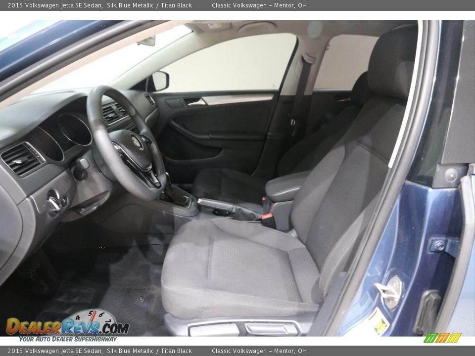 Front Seat of 2015 Volkswagen Jetta SE Sedan Photo #6