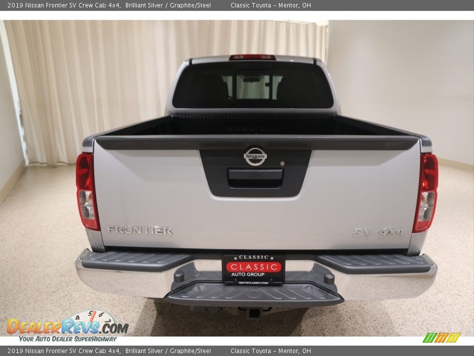 2019 Nissan Frontier SV Crew Cab 4x4 Brilliant Silver / Graphite/Steel Photo #4