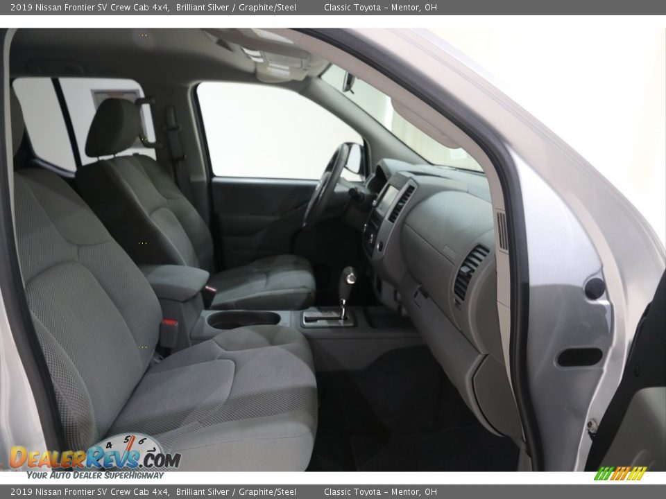 2019 Nissan Frontier SV Crew Cab 4x4 Brilliant Silver / Graphite/Steel Photo #14