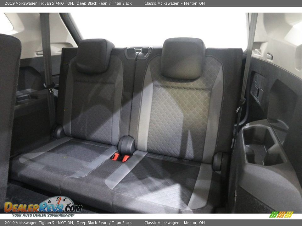 2019 Volkswagen Tiguan S 4MOTION Deep Black Pearl / Titan Black Photo #19
