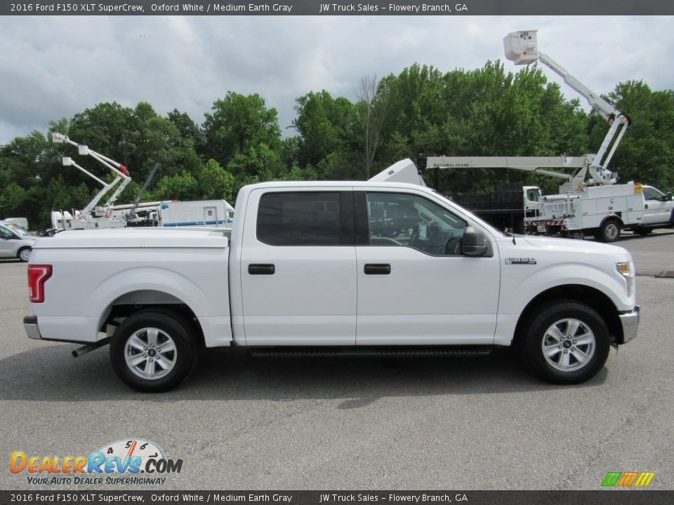 2016 Ford F150 XLT SuperCrew Oxford White / Medium Earth Gray Photo #6