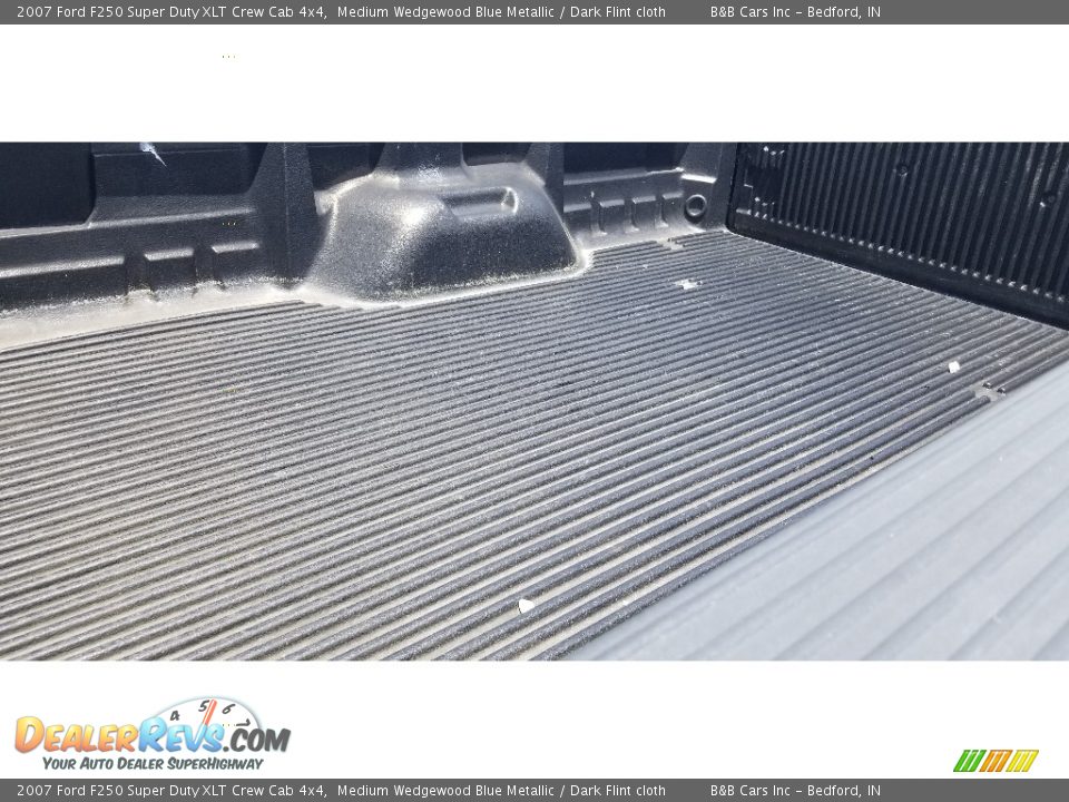 2007 Ford F250 Super Duty XLT Crew Cab 4x4 Medium Wedgewood Blue Metallic / Dark Flint cloth Photo #18