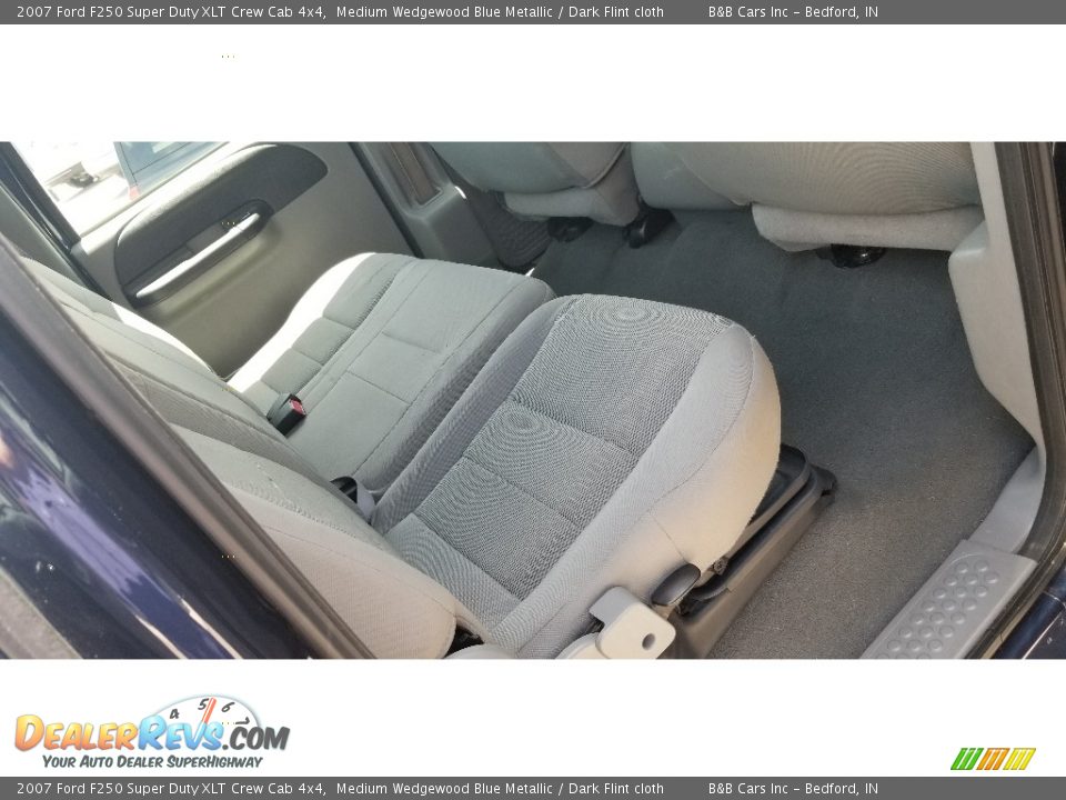 2007 Ford F250 Super Duty XLT Crew Cab 4x4 Medium Wedgewood Blue Metallic / Dark Flint cloth Photo #20