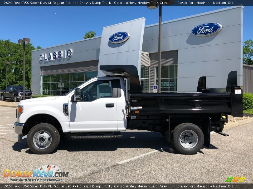 2020 Ford F350 Super Duty XL Regular Cab 4x4 Chassis Dump Truck Oxford White / Medium Earth Gray Photo #1