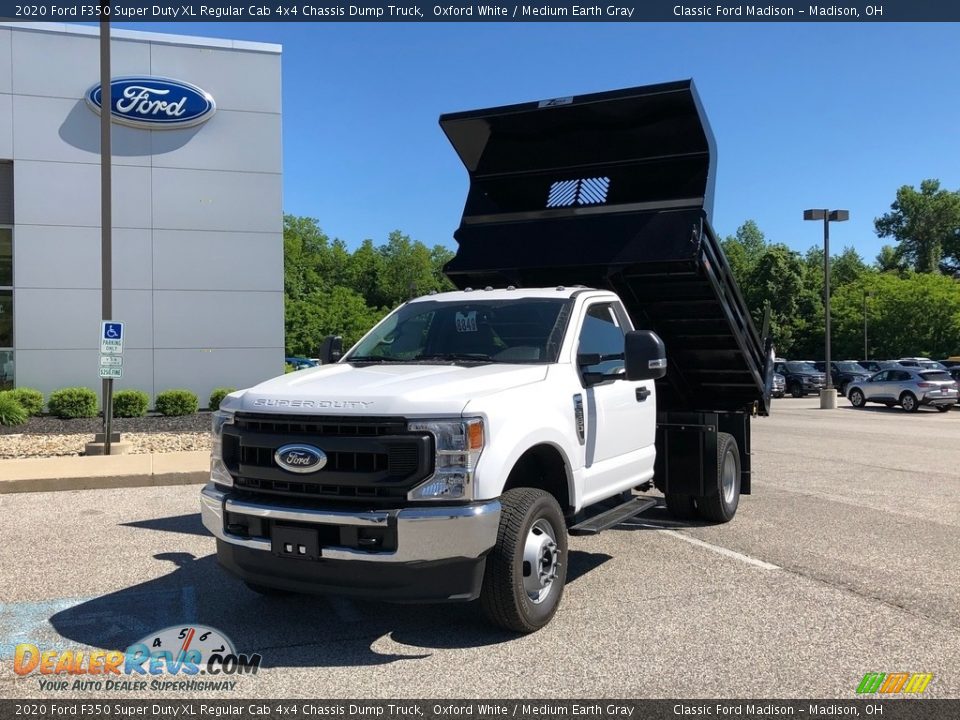 2020 Ford F350 Super Duty XL Regular Cab 4x4 Chassis Dump Truck Oxford White / Medium Earth Gray Photo #4