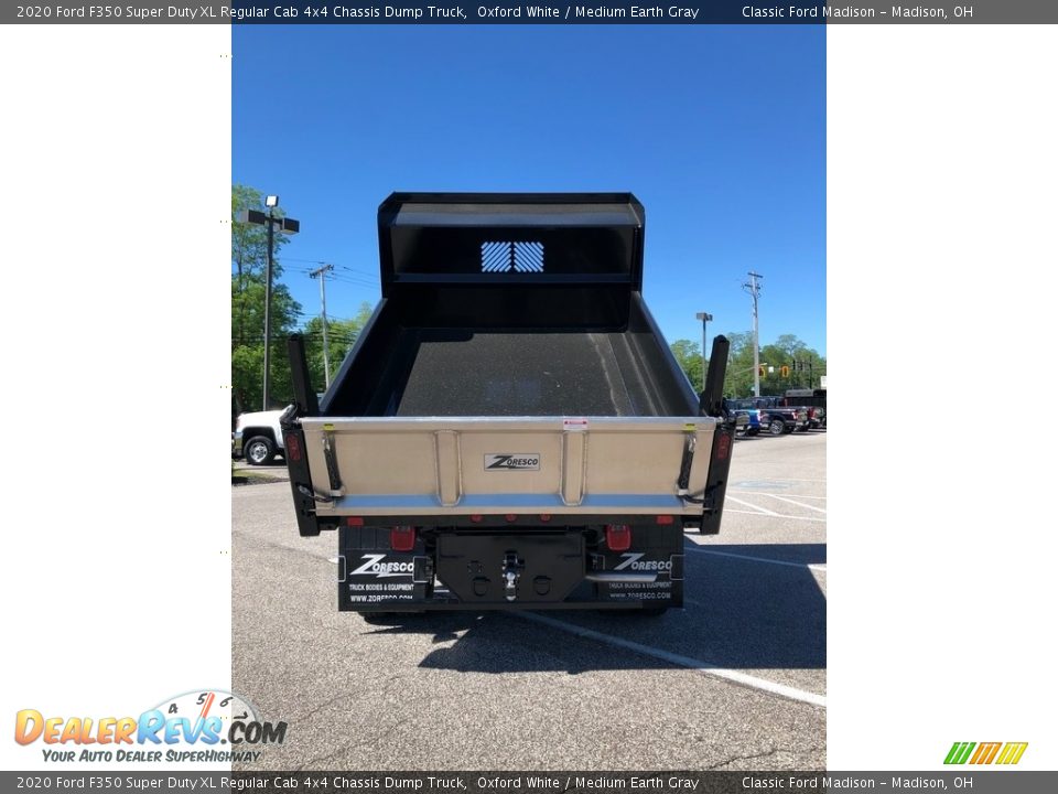 2020 Ford F350 Super Duty XL Regular Cab 4x4 Chassis Dump Truck Oxford White / Medium Earth Gray Photo #6