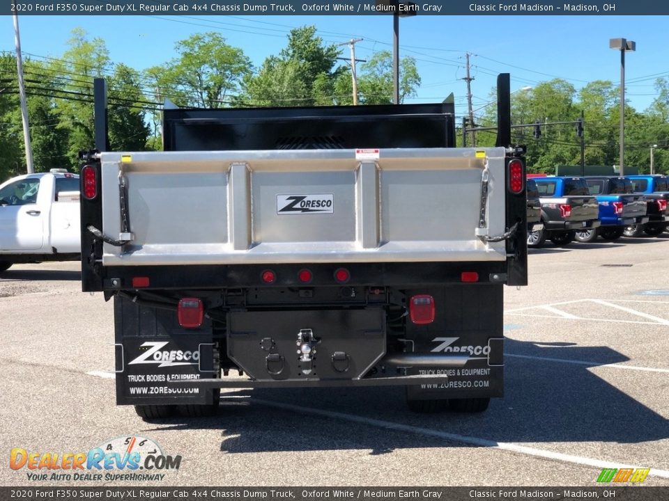 2020 Ford F350 Super Duty XL Regular Cab 4x4 Chassis Dump Truck Oxford White / Medium Earth Gray Photo #11