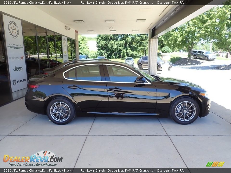 2020 Alfa Romeo Giulia AWD Alfa Black / Black Photo #8