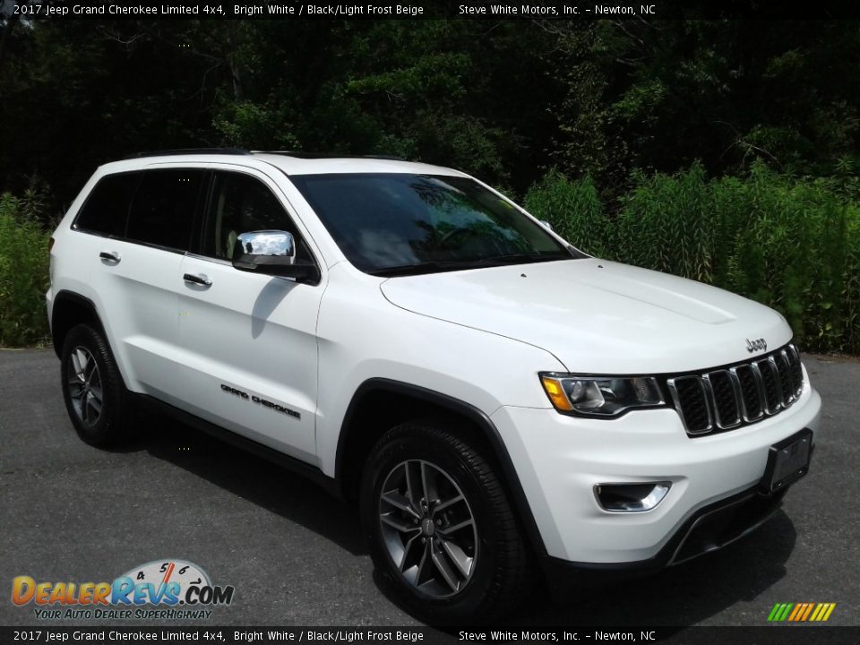 2017 Jeep Grand Cherokee Limited 4x4 Bright White / Black/Light Frost Beige Photo #4