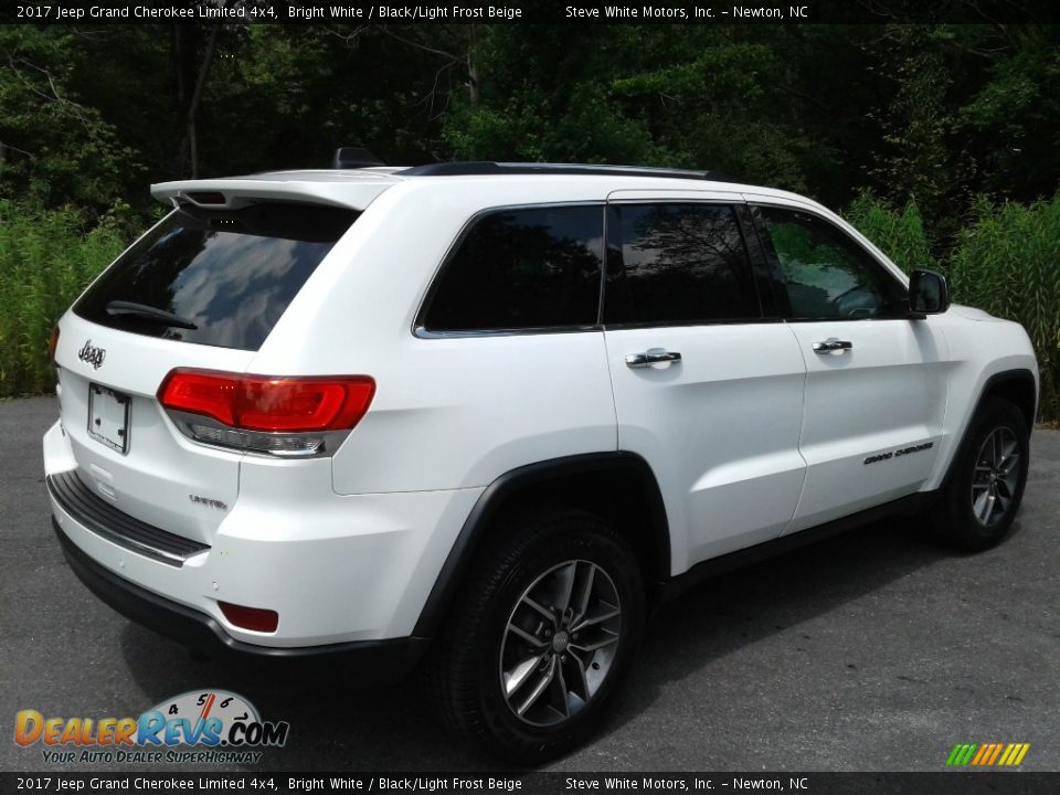 2017 Jeep Grand Cherokee Limited 4x4 Bright White / Black/Light Frost Beige Photo #6