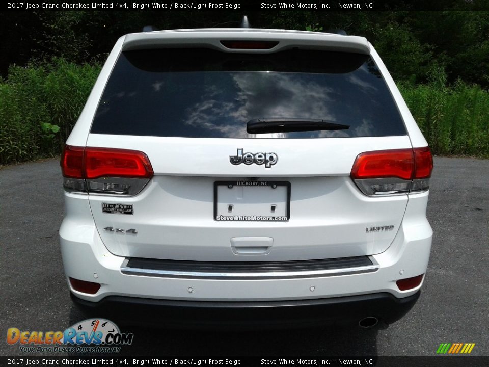 2017 Jeep Grand Cherokee Limited 4x4 Bright White / Black/Light Frost Beige Photo #7