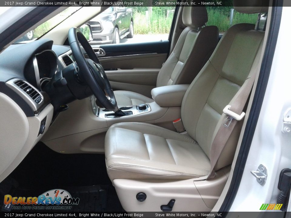 2017 Jeep Grand Cherokee Limited 4x4 Bright White / Black/Light Frost Beige Photo #10