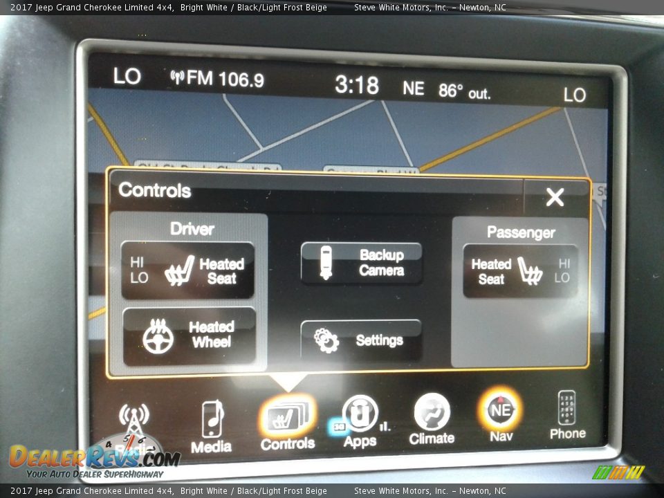 2017 Jeep Grand Cherokee Limited 4x4 Bright White / Black/Light Frost Beige Photo #26