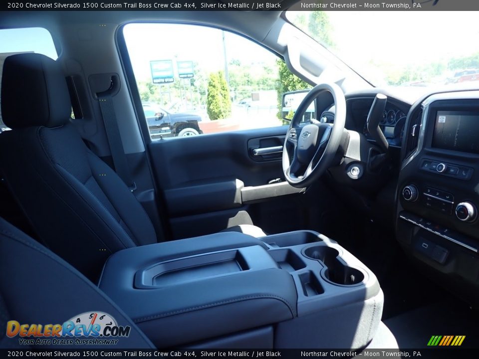 2020 Chevrolet Silverado 1500 Custom Trail Boss Crew Cab 4x4 Silver Ice Metallic / Jet Black Photo #9