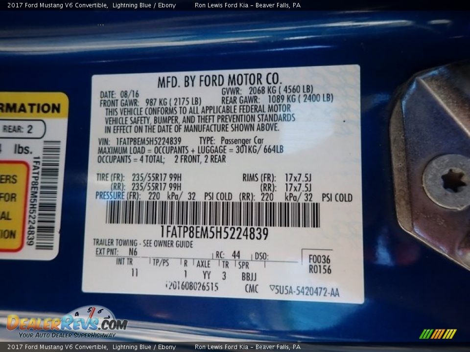 2017 Ford Mustang V6 Convertible Lightning Blue / Ebony Photo #16