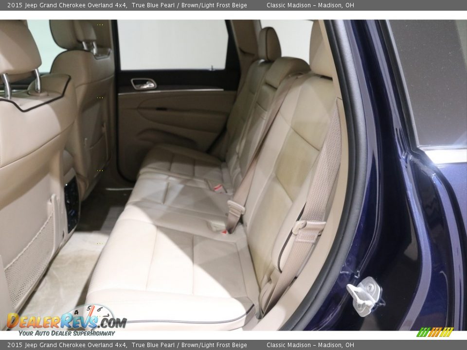 2015 Jeep Grand Cherokee Overland 4x4 True Blue Pearl / Brown/Light Frost Beige Photo #18