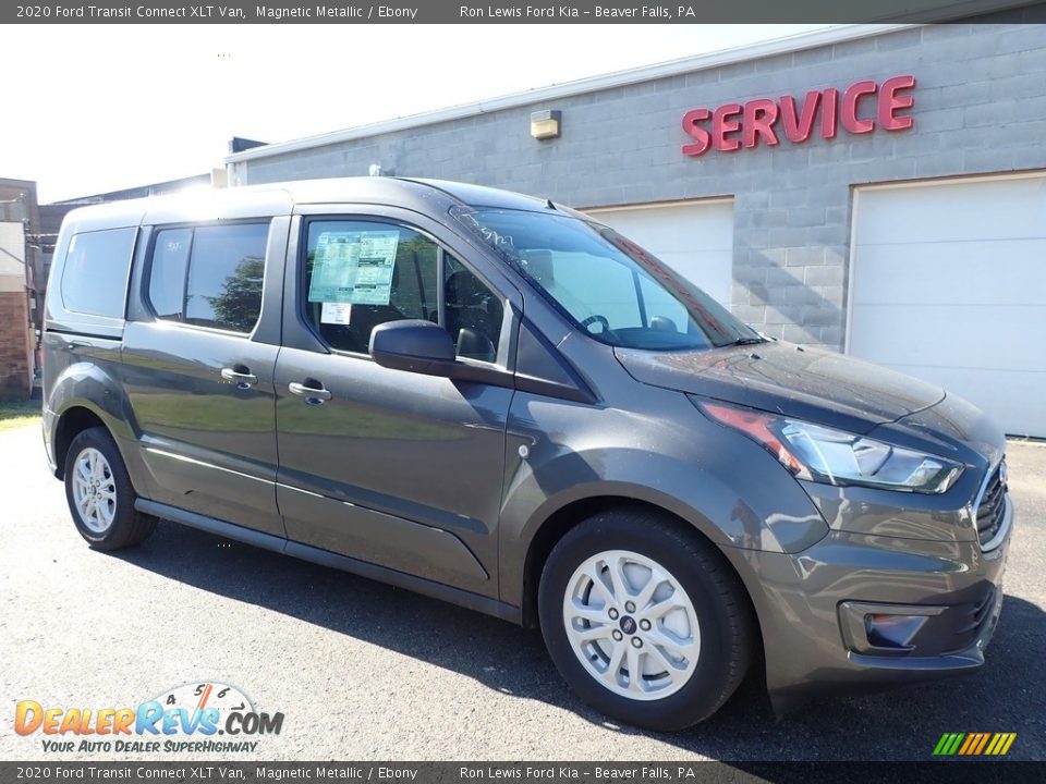 Front 3/4 View of 2020 Ford Transit Connect XLT Van Photo #9