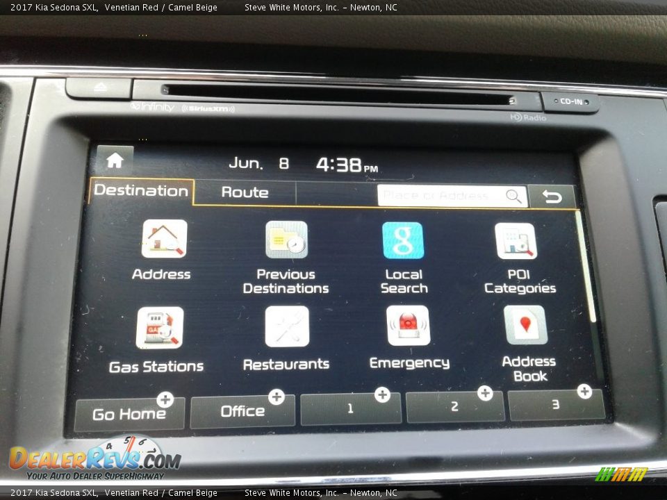 Controls of 2017 Kia Sedona SXL Photo #25