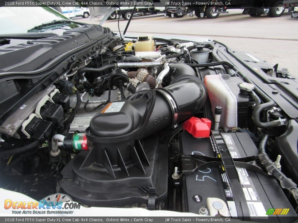 2018 Ford F550 Super Duty XL Crew Cab 4x4 Chassis 6.8 Liter SOHC 20-Valve V10 Engine Photo #29