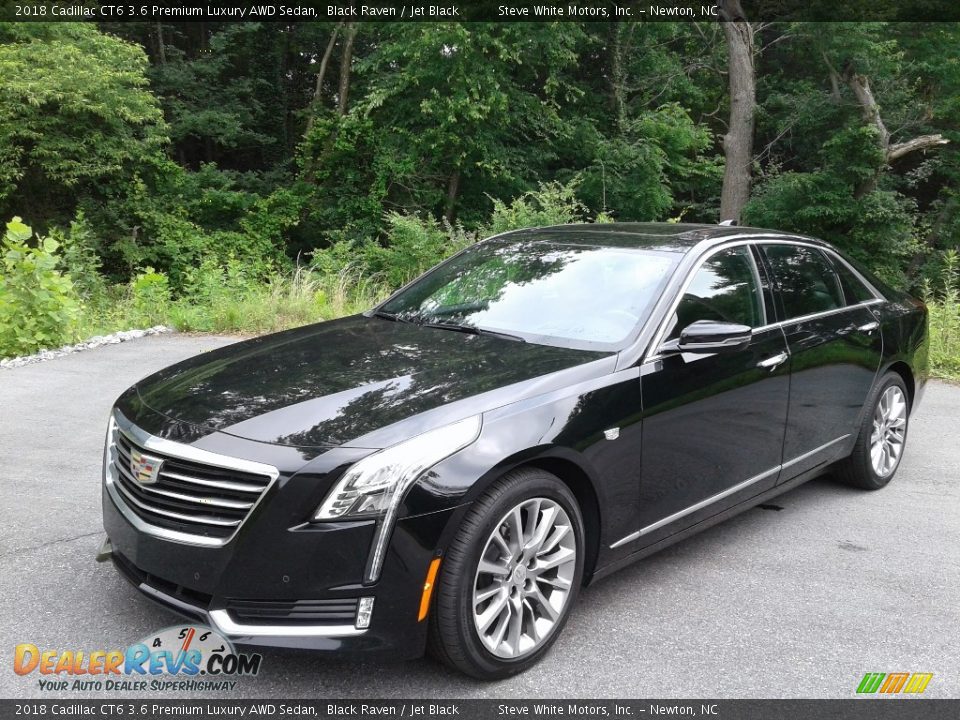 Front 3/4 View of 2018 Cadillac CT6 3.6 Premium Luxury AWD Sedan Photo #2