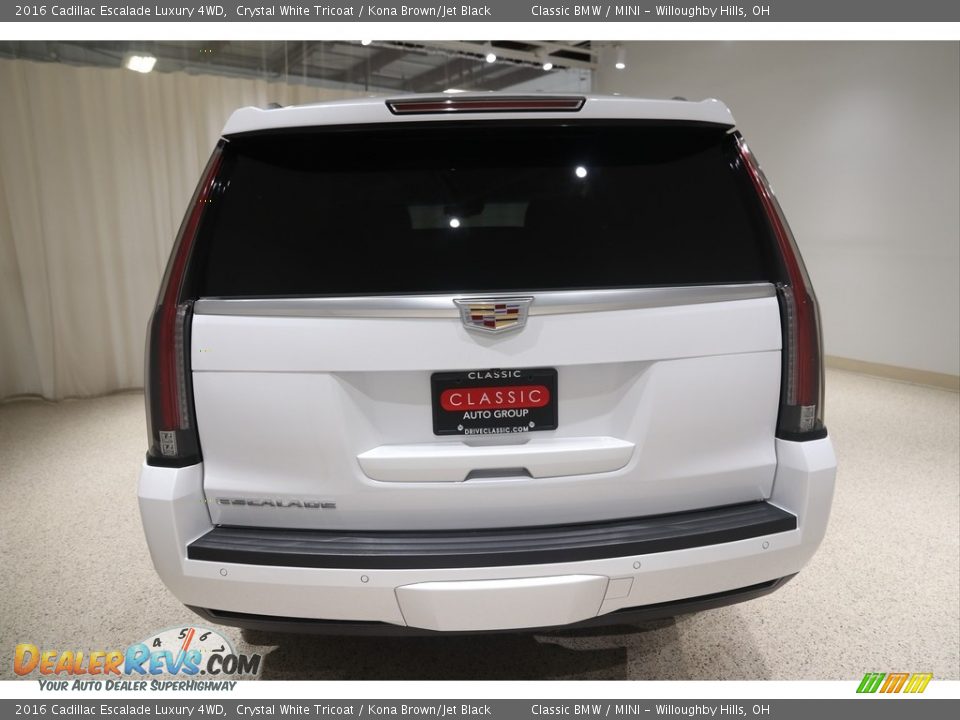 2016 Cadillac Escalade Luxury 4WD Crystal White Tricoat / Kona Brown/Jet Black Photo #4