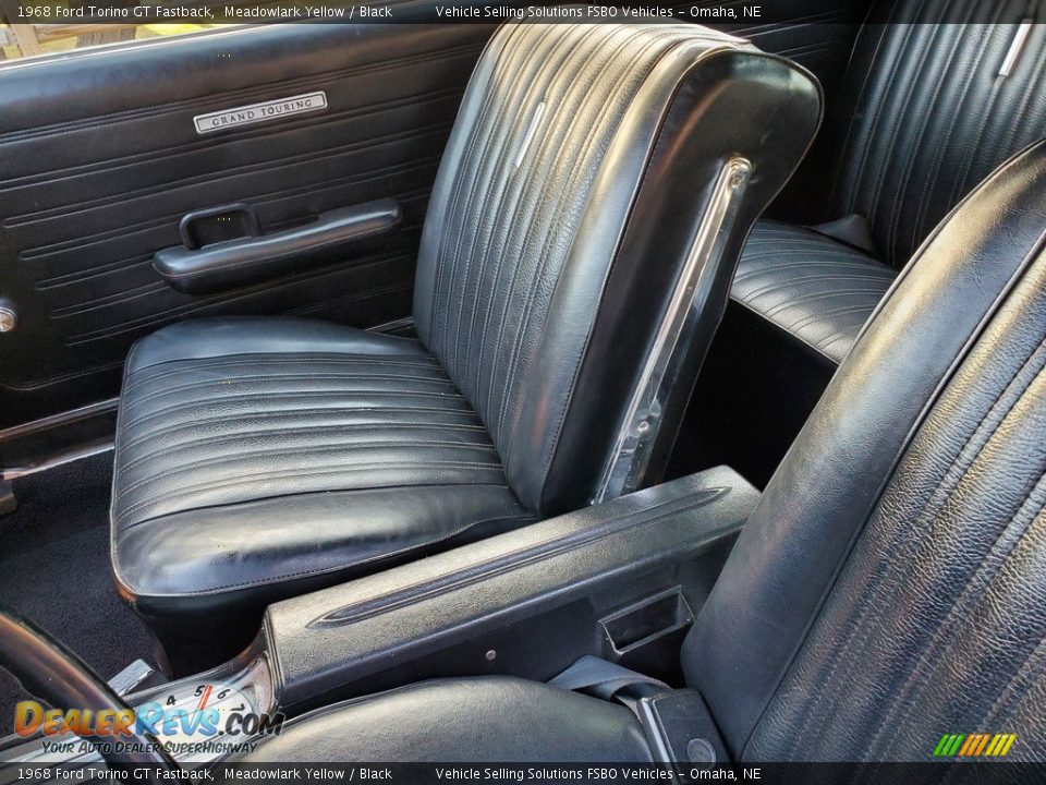 Front Seat of 1968 Ford Torino GT Fastback Photo #27