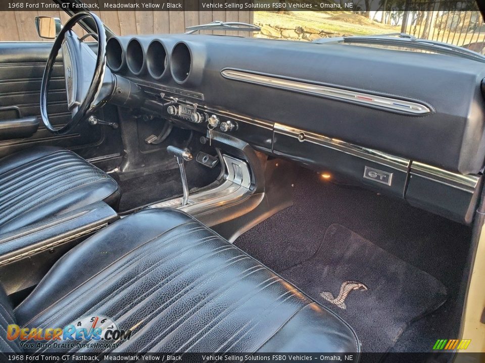 Dashboard of 1968 Ford Torino GT Fastback Photo #34