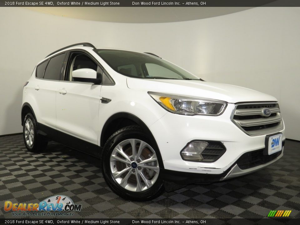 2018 Ford Escape SE 4WD Oxford White / Medium Light Stone Photo #1