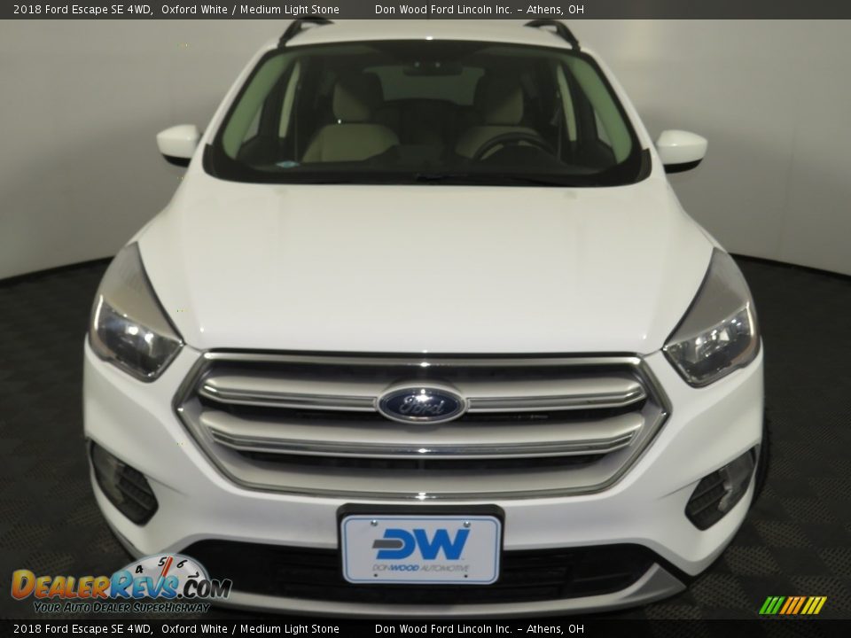 2018 Ford Escape SE 4WD Oxford White / Medium Light Stone Photo #4