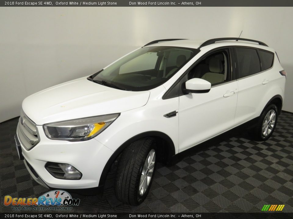 2018 Ford Escape SE 4WD Oxford White / Medium Light Stone Photo #7