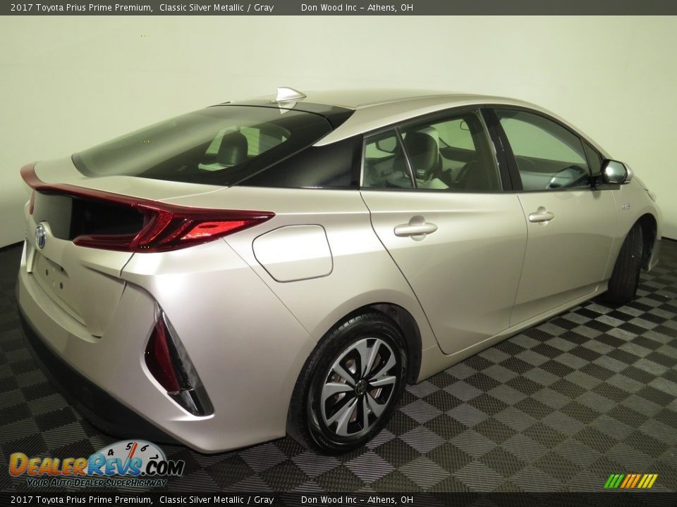 2017 Toyota Prius Prime Premium Classic Silver Metallic / Gray Photo #13