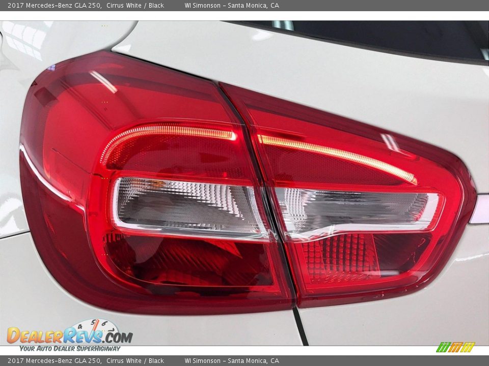 2017 Mercedes-Benz GLA 250 Cirrus White / Black Photo #26