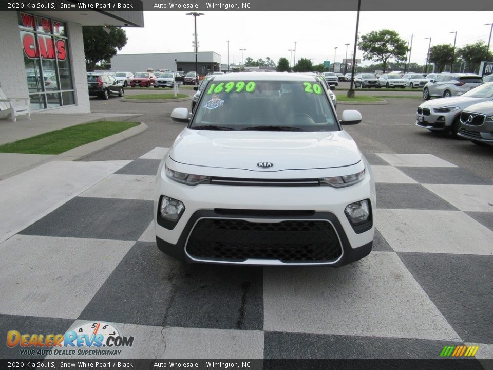 2020 Kia Soul S Snow White Pearl / Black Photo #2