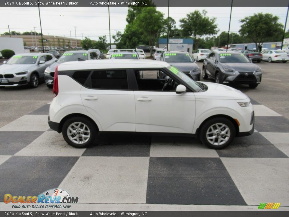 2020 Kia Soul S Snow White Pearl / Black Photo #3