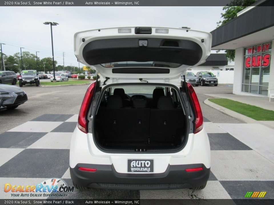 2020 Kia Soul S Snow White Pearl / Black Photo #5