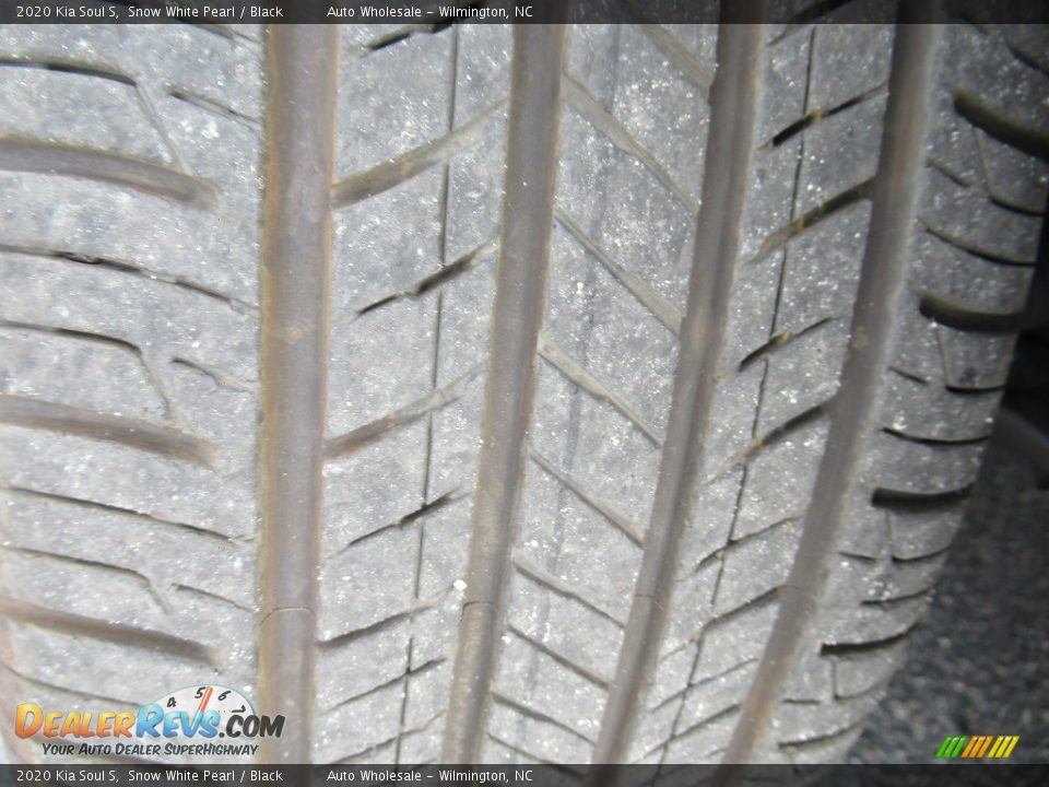 2020 Kia Soul S Snow White Pearl / Black Photo #10