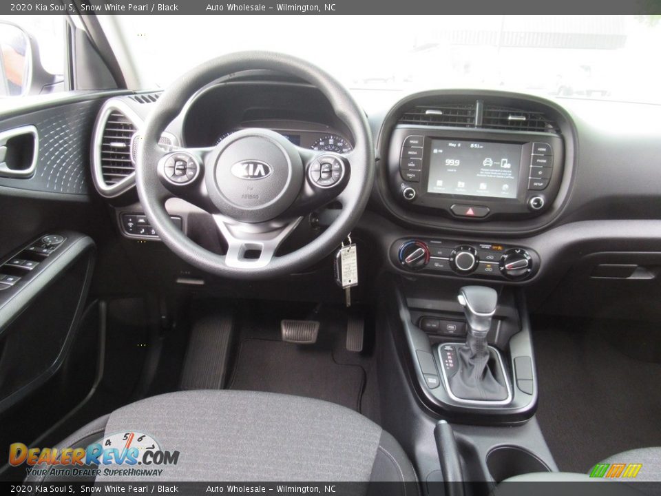 2020 Kia Soul S Snow White Pearl / Black Photo #15