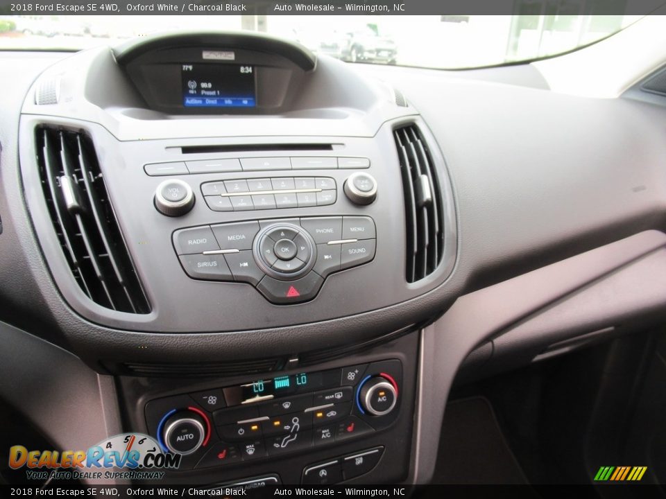 2018 Ford Escape SE 4WD Oxford White / Charcoal Black Photo #17