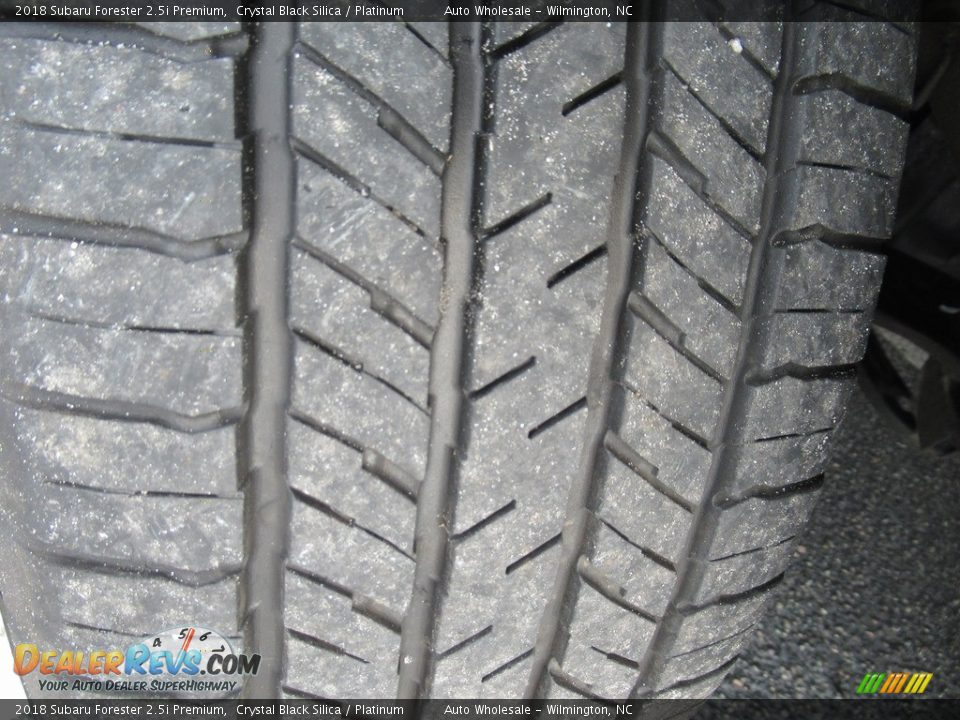 2018 Subaru Forester 2.5i Premium Crystal Black Silica / Platinum Photo #9