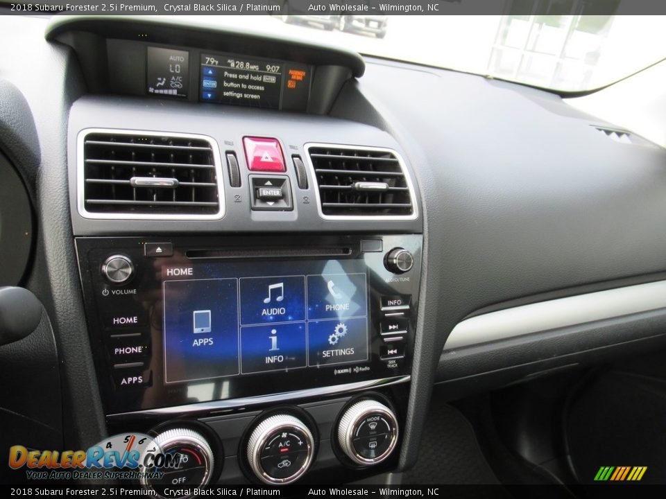 2018 Subaru Forester 2.5i Premium Crystal Black Silica / Platinum Photo #17