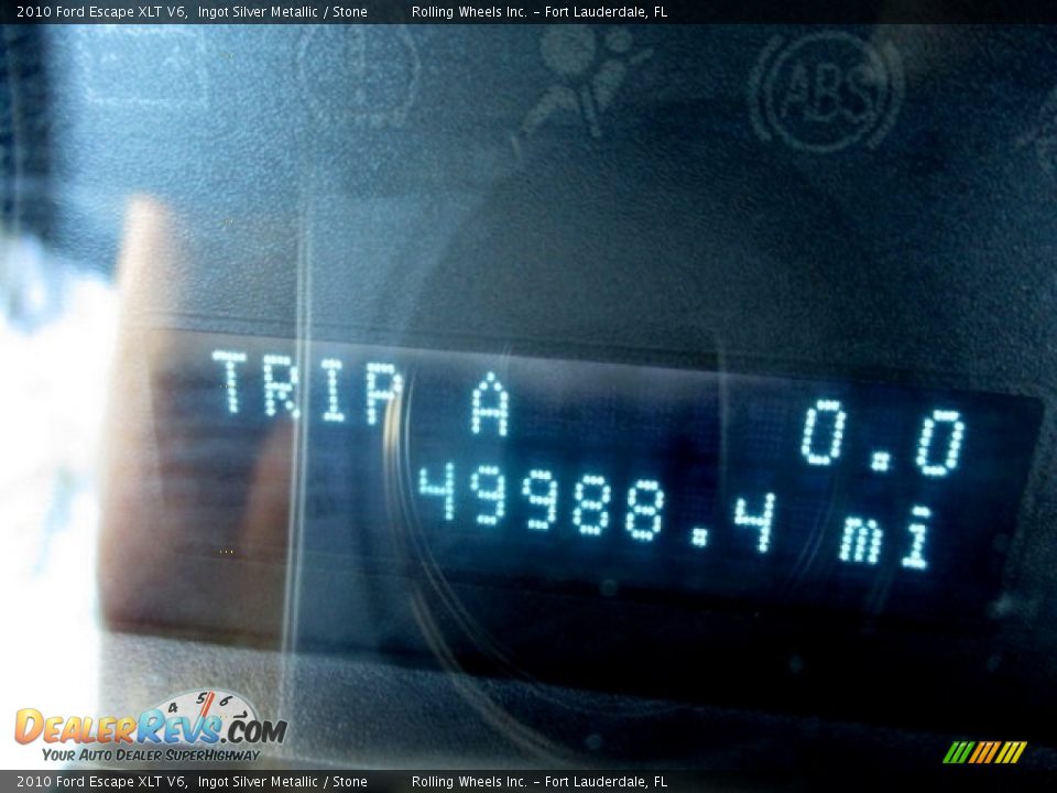 2010 Ford Escape XLT V6 Ingot Silver Metallic / Stone Photo #2
