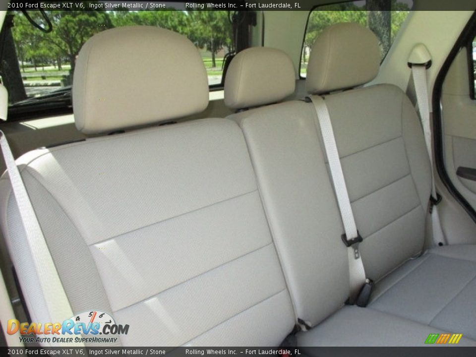 2010 Ford Escape XLT V6 Ingot Silver Metallic / Stone Photo #14