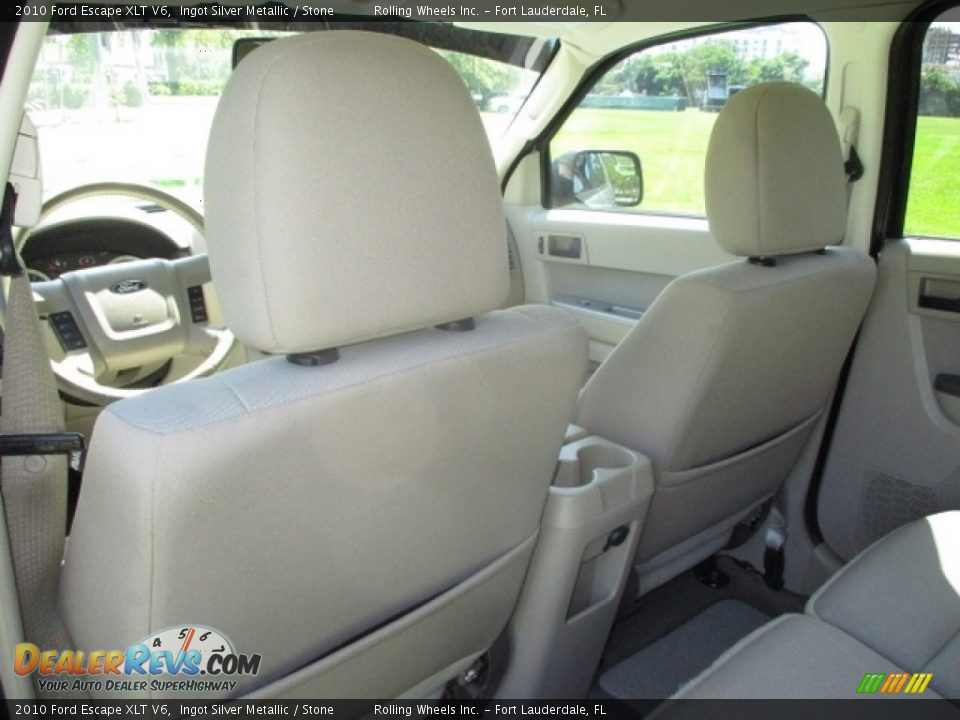 2010 Ford Escape XLT V6 Ingot Silver Metallic / Stone Photo #18