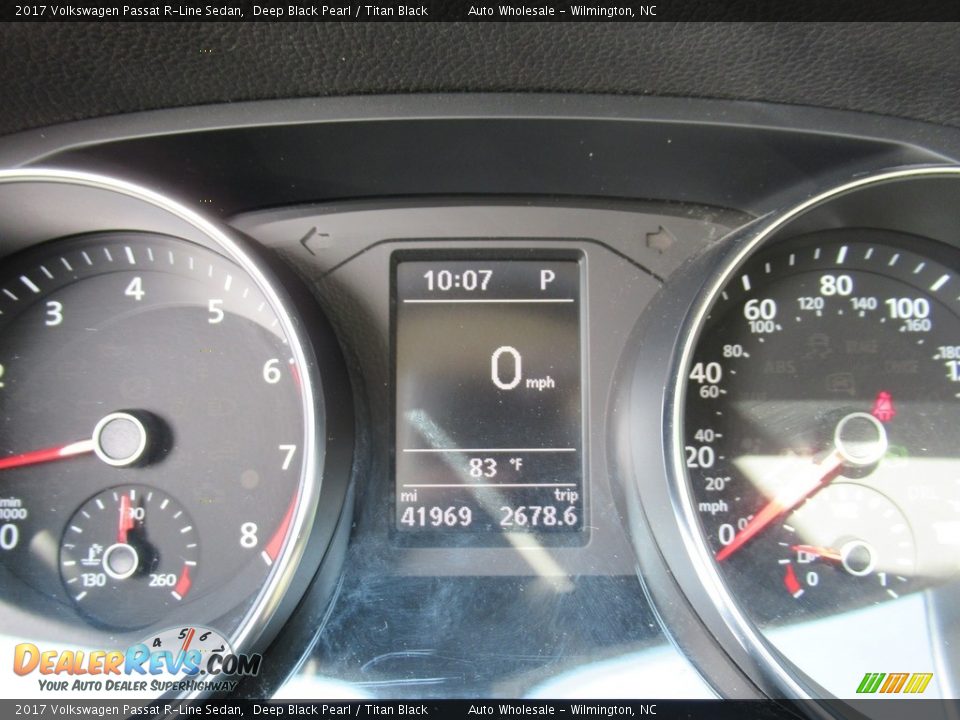 2017 Volkswagen Passat R-Line Sedan Deep Black Pearl / Titan Black Photo #15