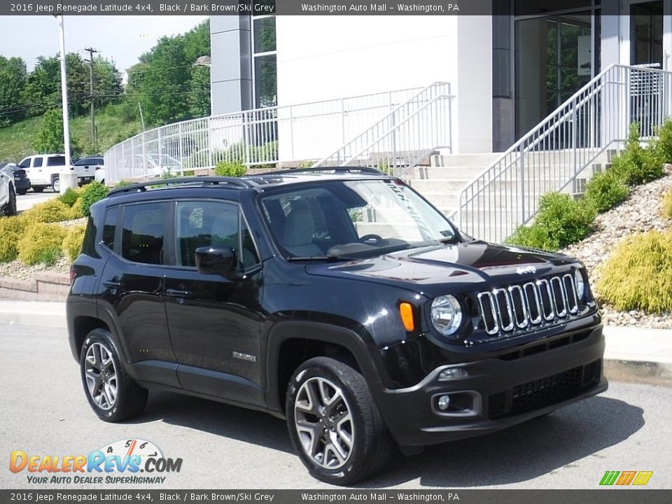 2016 Jeep Renegade Latitude 4x4 Black / Bark Brown/Ski Grey Photo #1