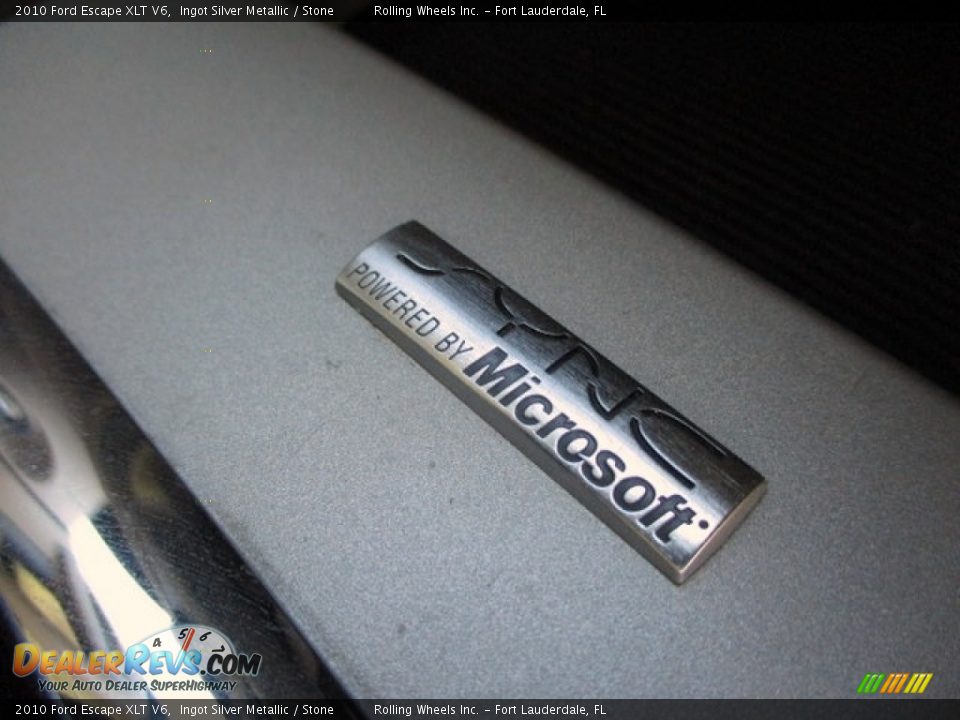 2010 Ford Escape XLT V6 Ingot Silver Metallic / Stone Photo #20