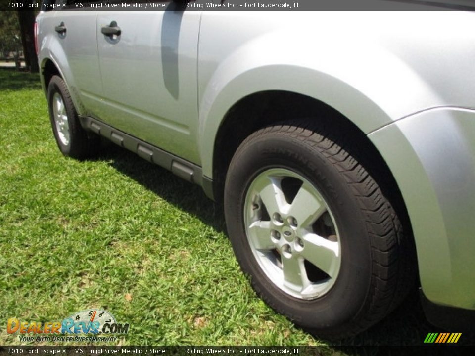 2010 Ford Escape XLT V6 Ingot Silver Metallic / Stone Photo #21