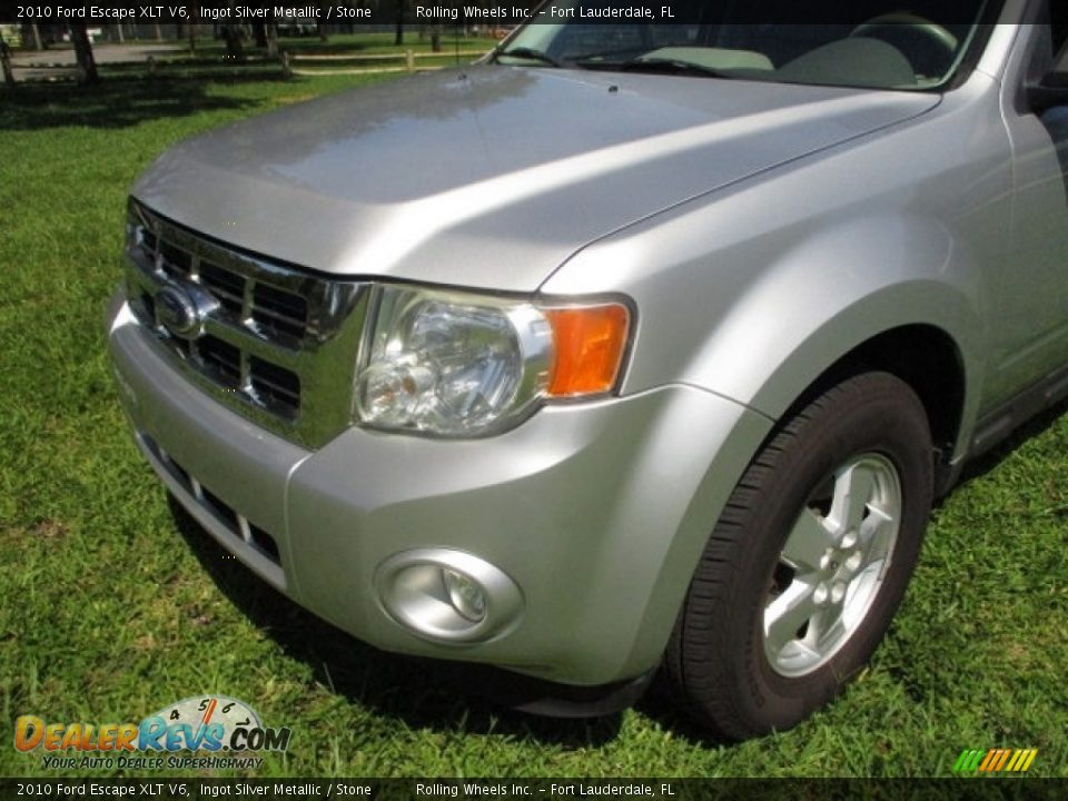 2010 Ford Escape XLT V6 Ingot Silver Metallic / Stone Photo #23