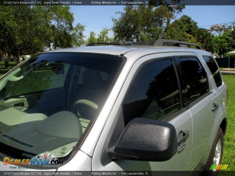 2010 Ford Escape XLT V6 Ingot Silver Metallic / Stone Photo #27